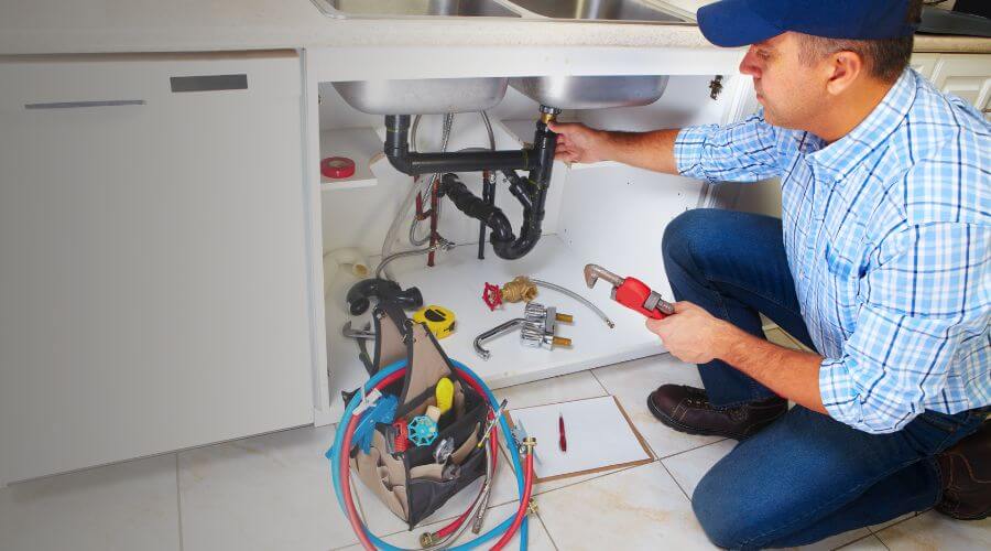 Local annual plumbing maintenance in Leonville, LA